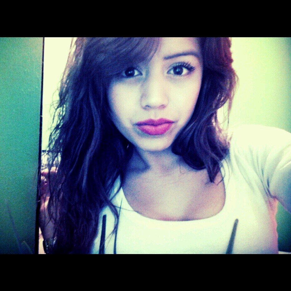 V_Riveraaaa's profile picture. May 16 , 2014 ♥ C.