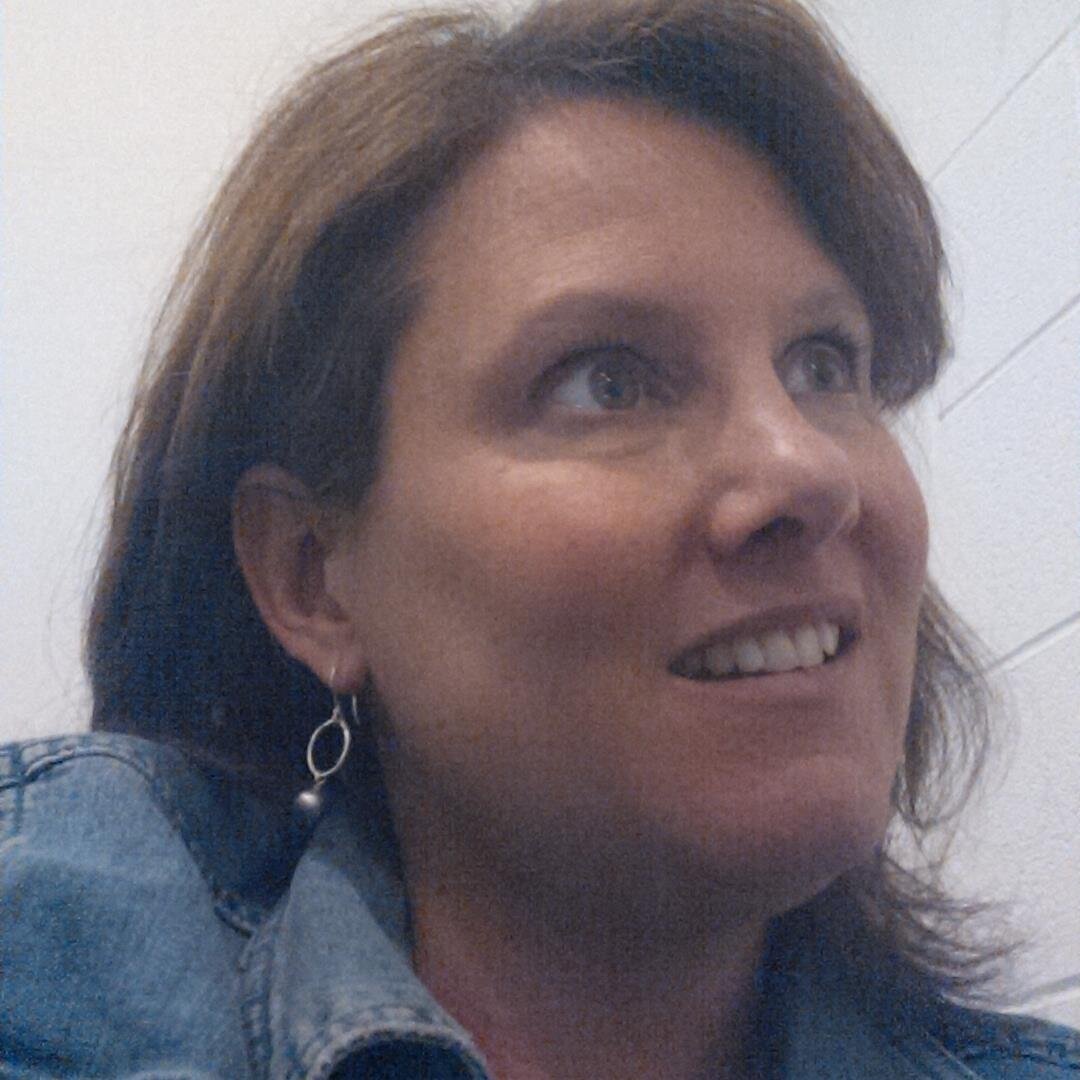 Mother, jewelry maker, seeker and learner. My@views and tweets are@my@own
