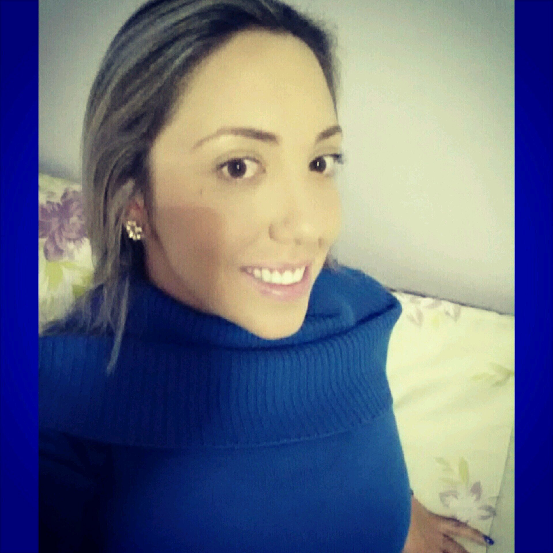 Geniosa, sincera, leonina etc..  Seja bem-vindo (a)!