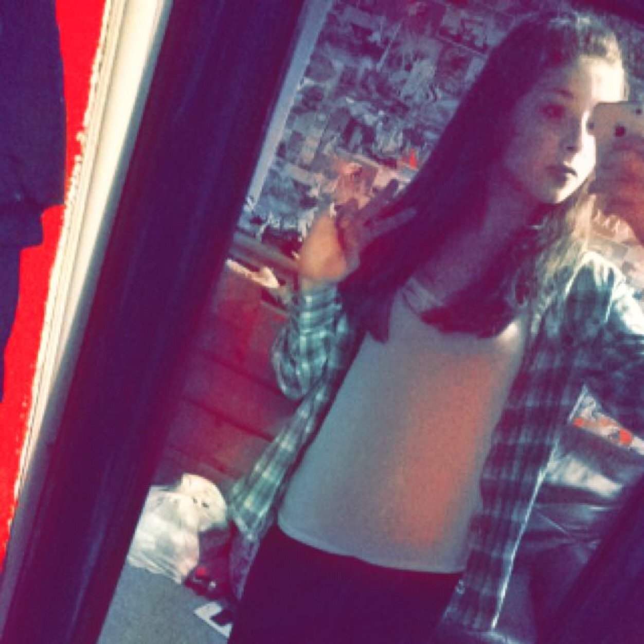 Follow me on instagram smilly451 and add me on sc smilly451 for vlogs