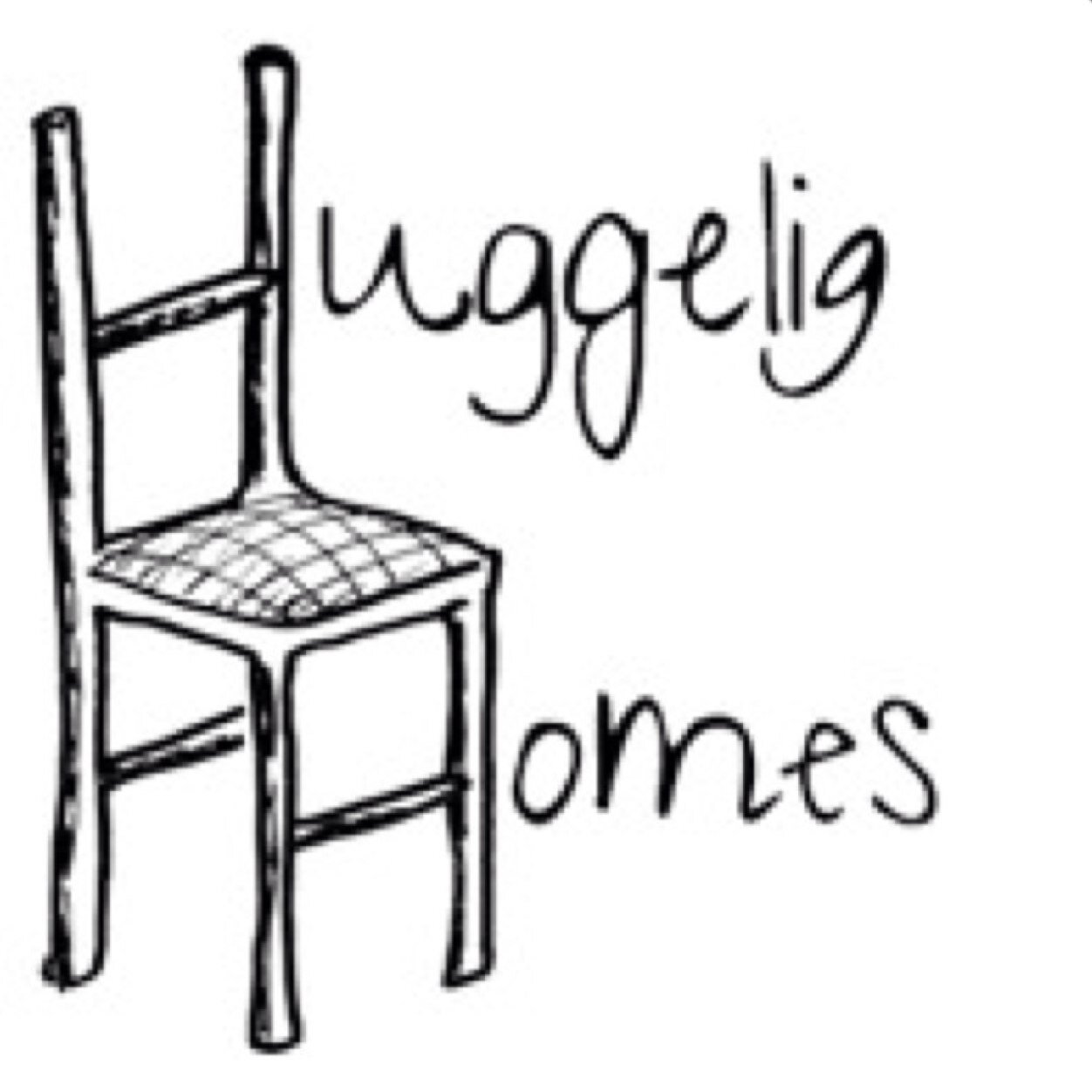 Huggelig Homes is a home staging and design company started in 2006 by Karen Salveson.