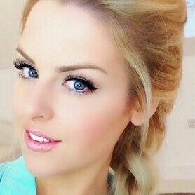 I am Queen Elsa Conceal Dont Feel Try to hide it My little sister is @sisteroftheice {Rp Frozen/Other} The Cold Never Bothered Me anyway