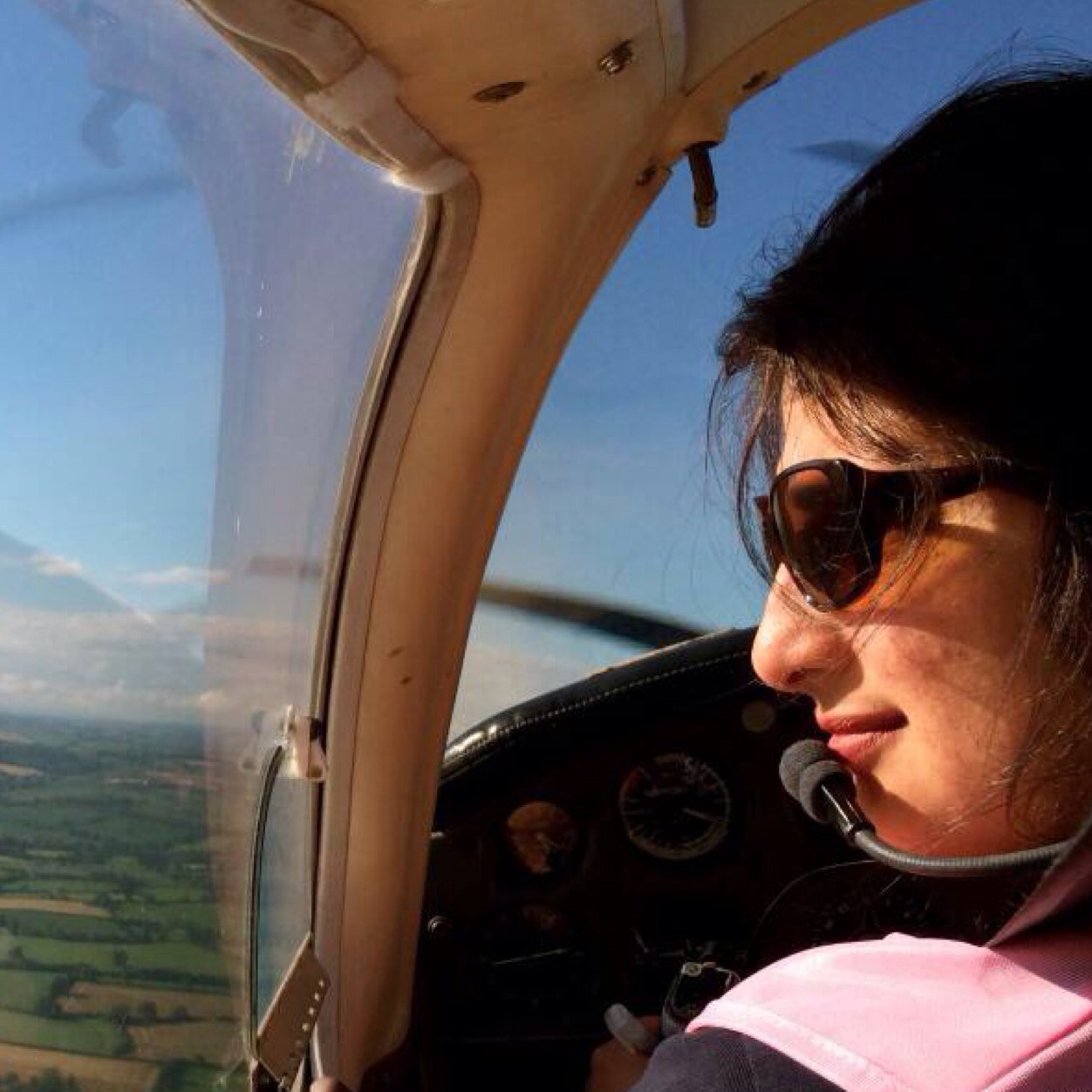 MSc Astrophysics, #spiralgalaxies, Pilot/Skydiver/Paraglider, @monalisa1n (she/her)