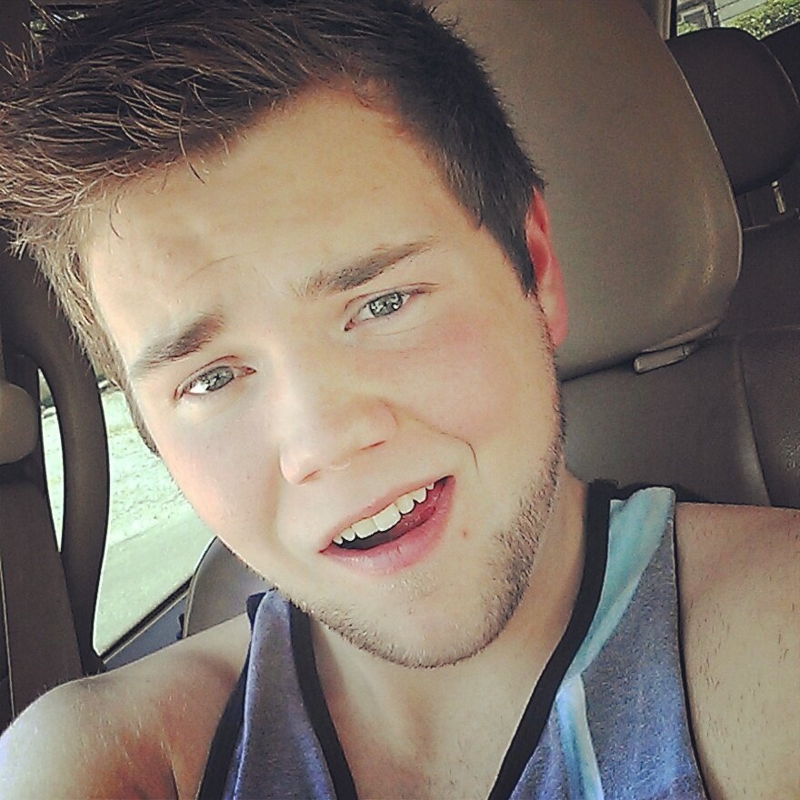 SnyderJonathan's profile picture. College life! Enjoying it!