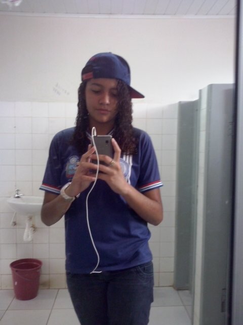 loucos como eu vivem pouco, mas vivem como querem ;)  #ficaadica