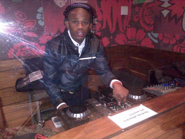 Dj_Uncle_T's profile picture. A young upcoming dj/producer/mixer/pianorist located in Mafikeng. Been blessing around Mafikeng n the towns near by since l8 2009 @ da age of 16!!!