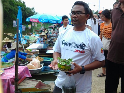 dzimahmad's profile picture. Don't be afraid to give up the good for the great.