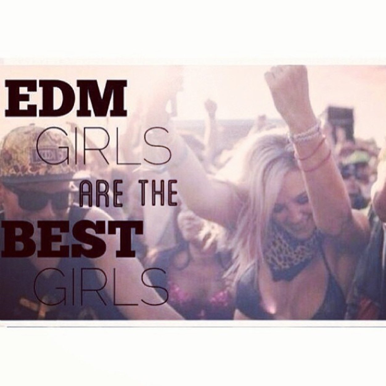 ILikeRavesDaily's profile picture. 