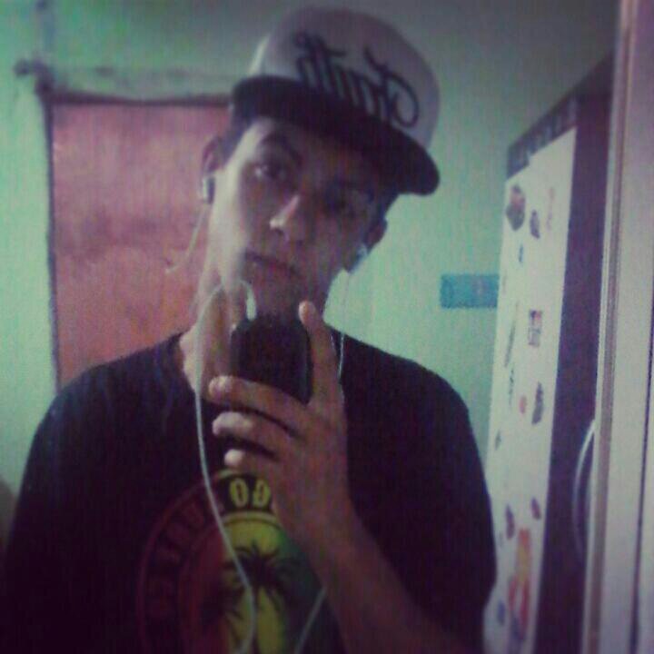 whats= 91672817