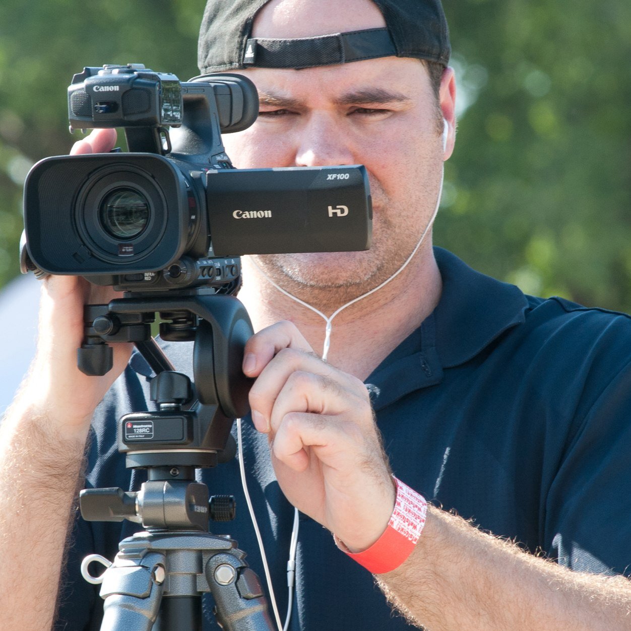 Light engineer, optical illusionist, taker of pictures.