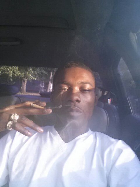 IMA stay down til I come tryna turn a Dolla to a Milli.