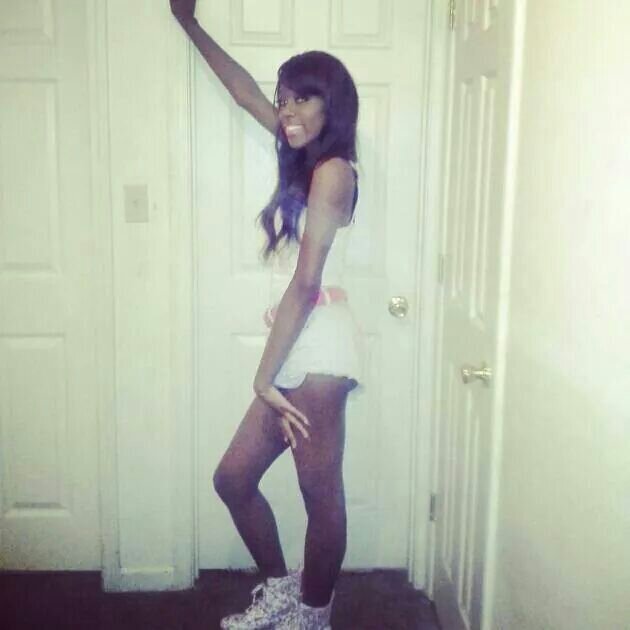 I Lovvee Partying ...:) love my FUCKING haters to death!! bruhh follow ME ILL Follow back FASHO:)