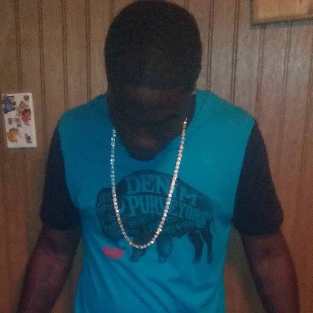 Jarius Jr. and JaVarius {R.I.P KYLE}|Ima live life for me nd you bro|Just Observe The Comeback|On my path to riches(God's loyal sevant)| IG~dat_dude_jigg