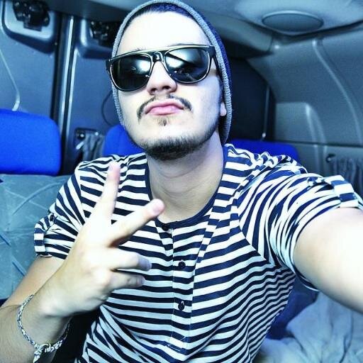 Não deixe que te impeçam de alcançar seus sonhos e acredite no que te faz feliz, no que te faz sorrir... @Luansantana