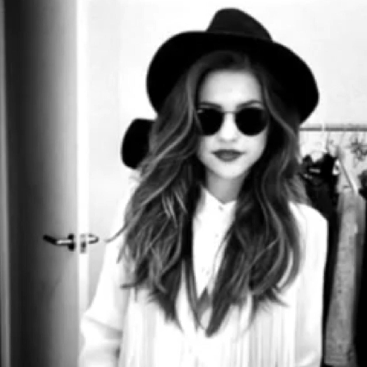 waakemeuppxx's profile picture. you are beautiful