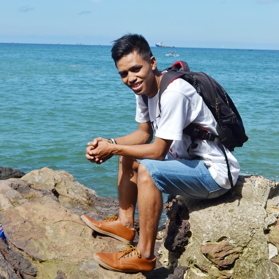 aksimoe1's profile picture. 