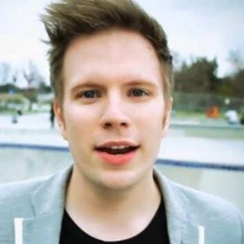 omgpatrickstump's profile picture. Fall Out Boy. Panic! at the Disco. Divergent. The Fault in Our Stars. O2L. -- basically my life