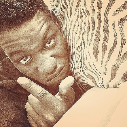 3f400afd9a0a4a3's profile picture. im faithful