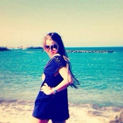 Здравствуйте все. Нравится обмениваться мыслями. По жизни я довольно интересная. Хочу общаться не обычно.