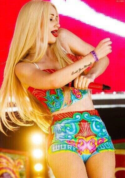 gitaldie's profile picture. Be yourself.