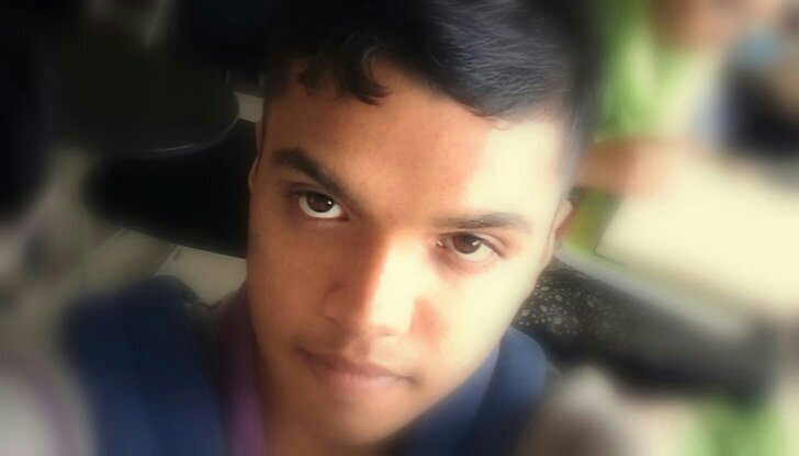 avy_abir's profile picture. Don't ask,just look..