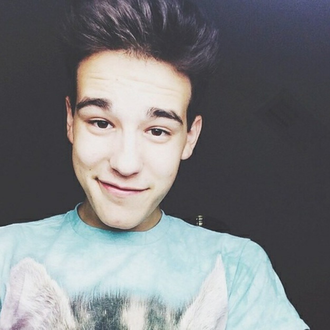 zeromagcons's profile picture. Get me to 12/12 ; @ 0/12