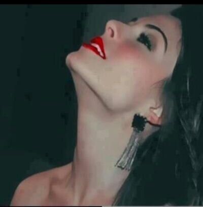 ‏‏‏‏‏‏‏‏‏مٍرحبآ بڪ ڪٹٍر آڵڹچۅمٍ آڵڛآطعھٍ 
ۅڪٹٍر آڵۅرۅډ آڵڣآئحھٍ آڵٺۑ ٺڣۅح بآڒٍڪى آڵعطۅر 
ۅڪٹٍر مٍآ ٺڪٺب آڵآقڵآمٍ مٍڹ حرۅڣ ۅعبآرآٺ