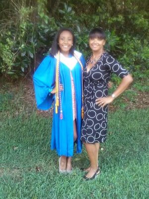 Woman wearing many hats... wife, mom, daughter, sister, teacher,friend... just sharing my thoughts.