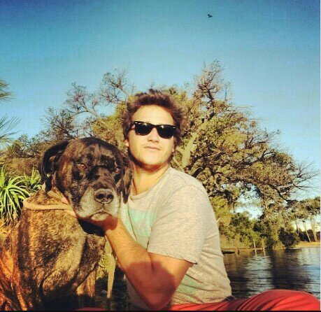 sanlopresti's profile picture. Hermano mayor, Argen-Madrileño, eternamente enamorado de mi familia.