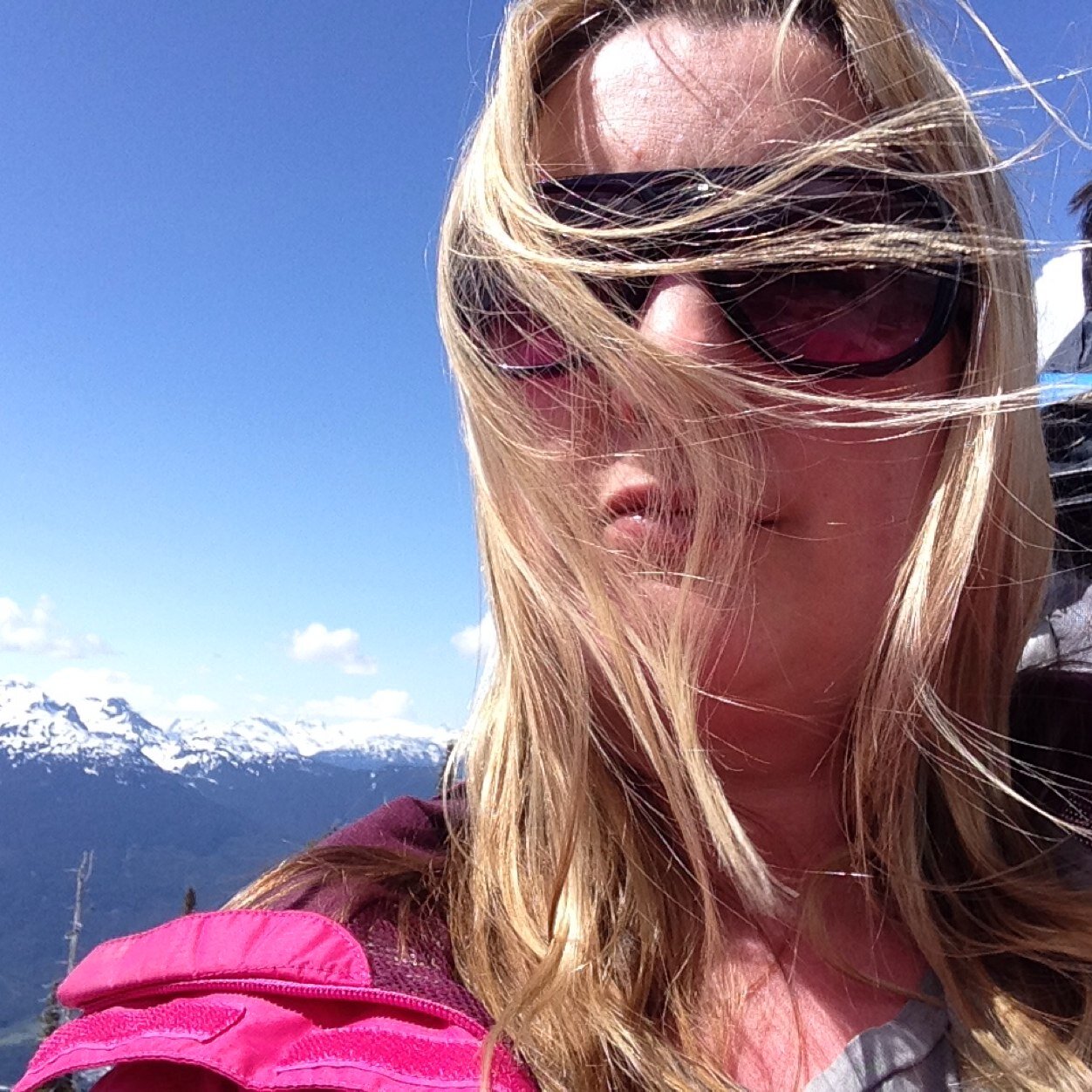 clarebloomfield's profile picture. 