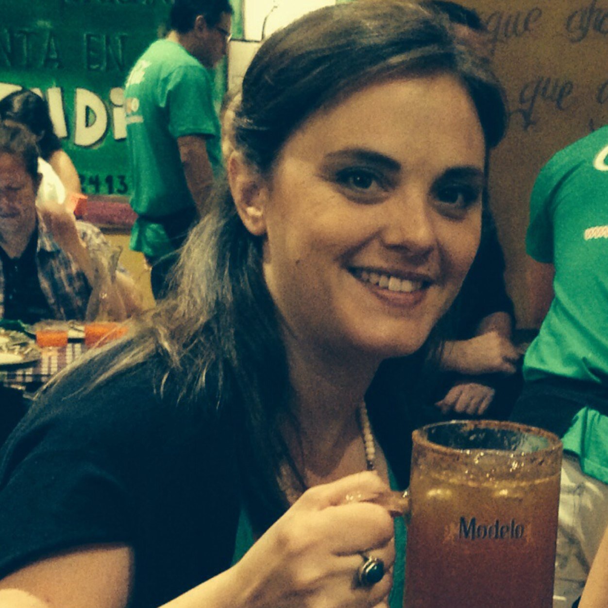 FiniTorrecillas's profile picture. 