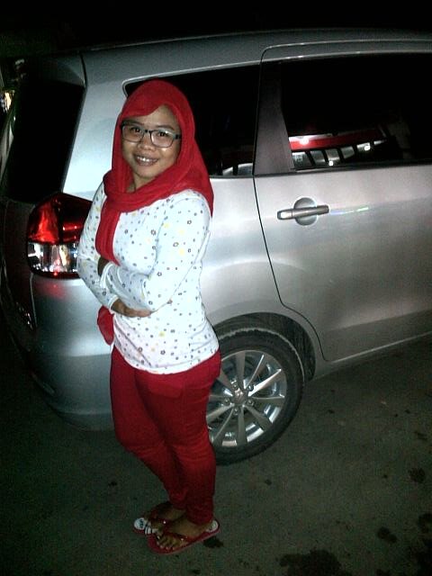 delindrawati's profile picture. Membahagiakan ke-2 orang tua