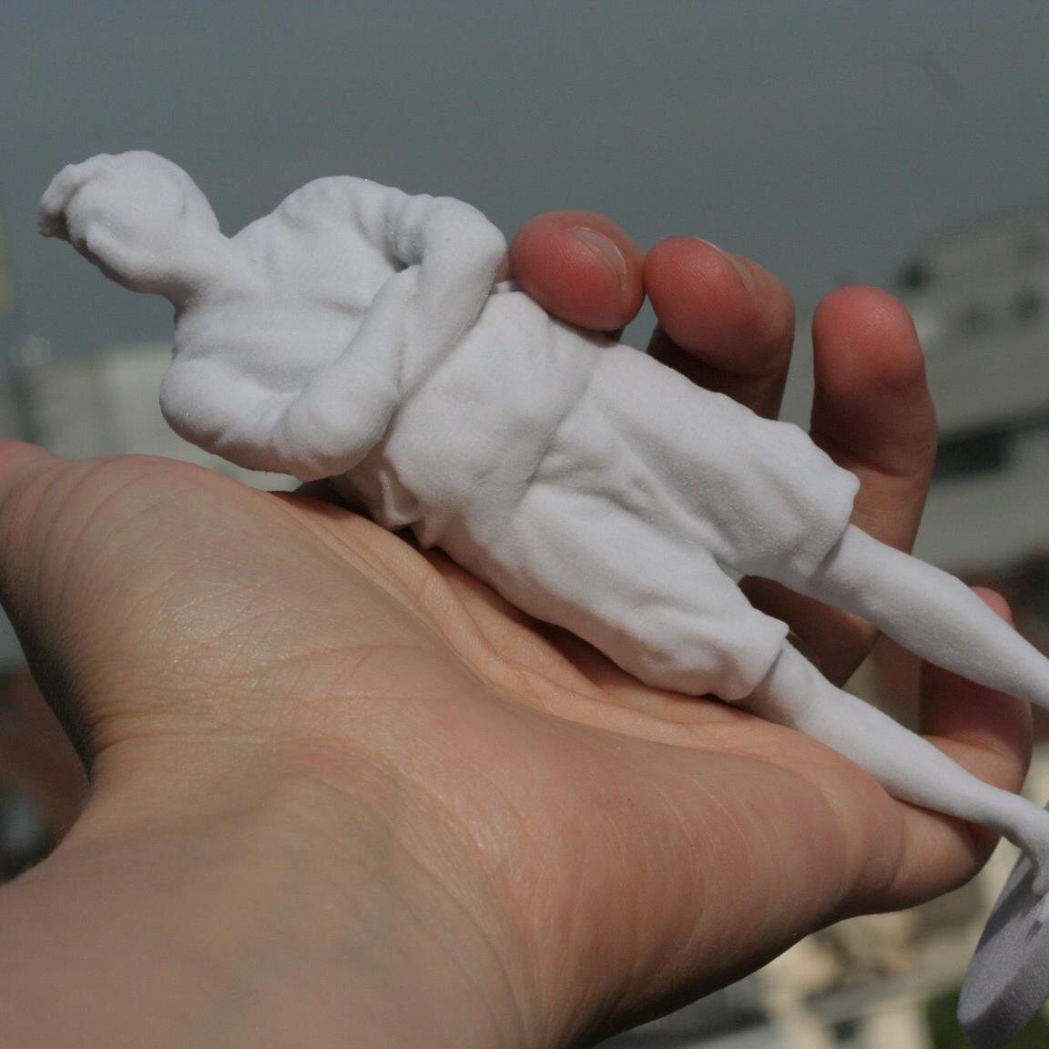 C'est VOUS, mais en petit. En figurine. On vous scanne et on vous imprime en 3D, là tout de suite! Sisi c'est vrai! Powered by @fchasseur & @petitemarmite