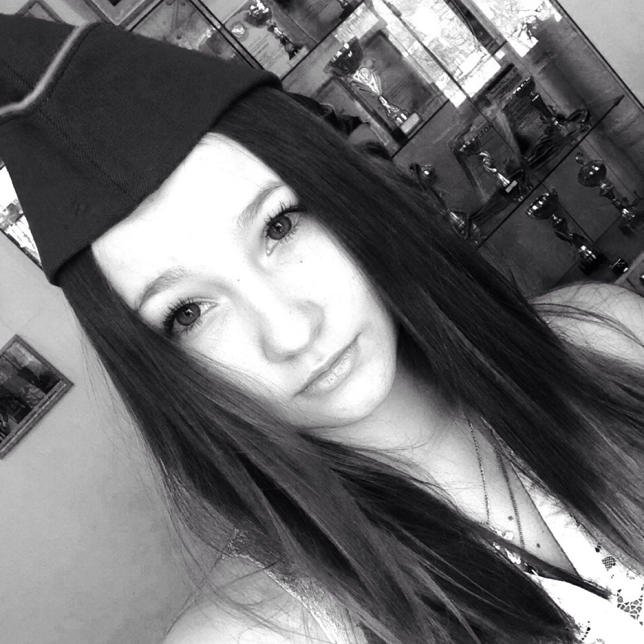 olyshka1997's profile picture. 