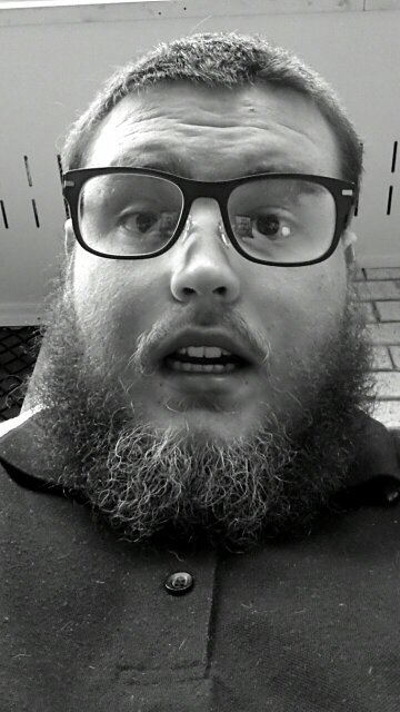 I live in Australia, bearded, tattooed, gamer.                                                                     here to make you smile :)