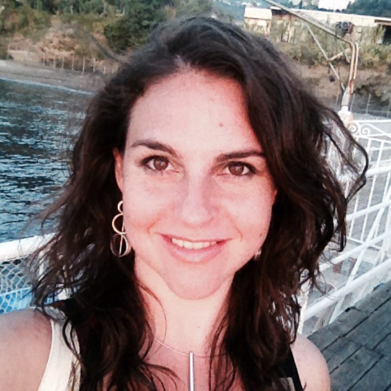 KarlaGr21's profile picture. Comunicadora, Sostentabilidad, Igualdad de género & Emprendimiento Social. Climate 🥦food shaper. corazón repartido entre 🇲🇽🇸🇪🇮🇹