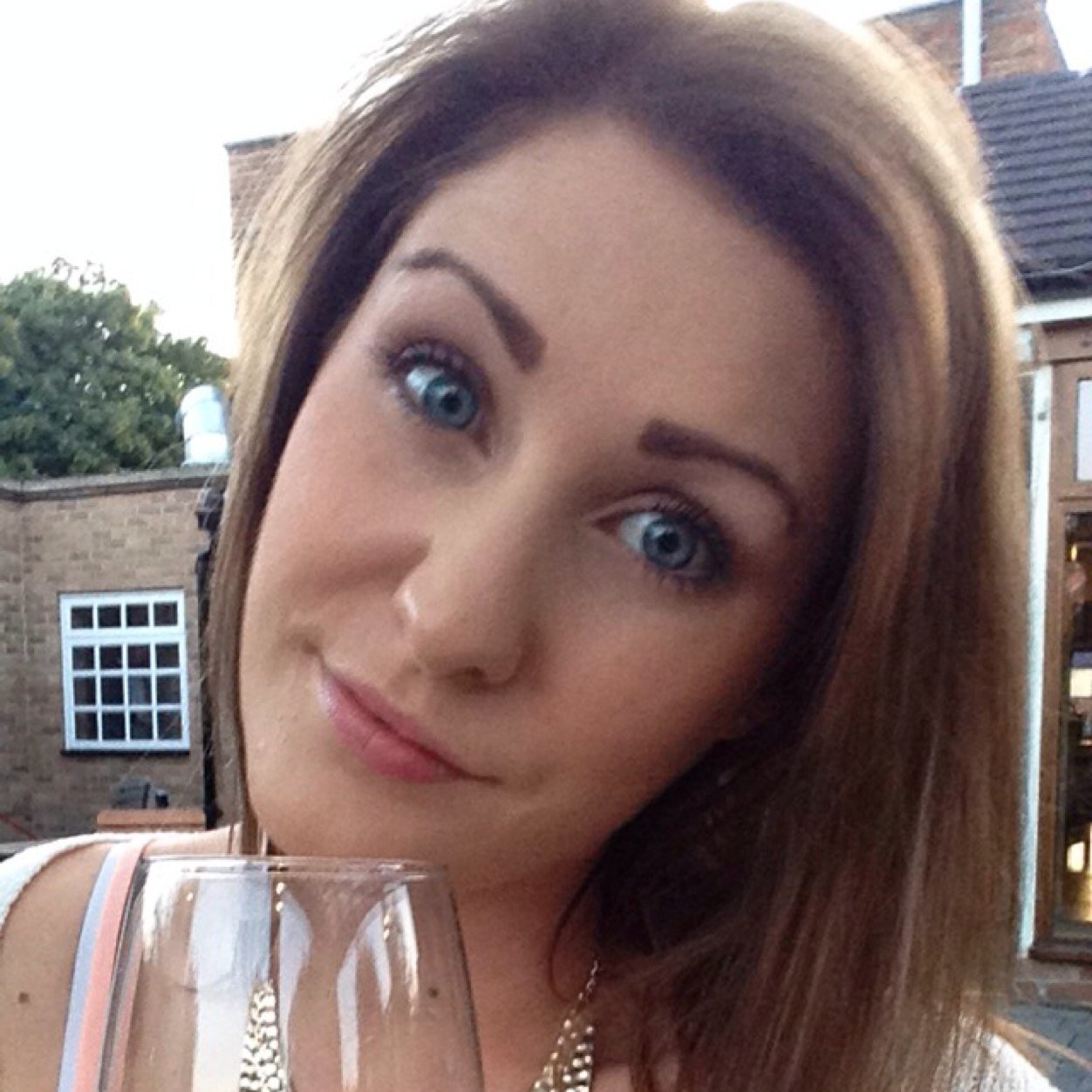 laurentink92's profile picture. We know what we are,
but know not what we may be.