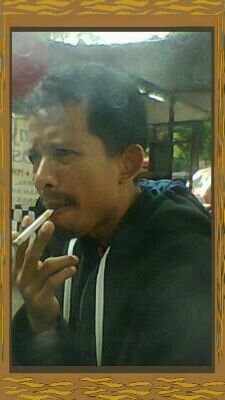Salam damai slalu wat semua'' . . . .bagi yg mw gbng facebook si jawa