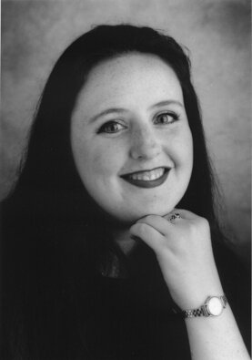 Pruezles's profile picture. Opera Singer, Farmer, Mum of twins+1. What a life!