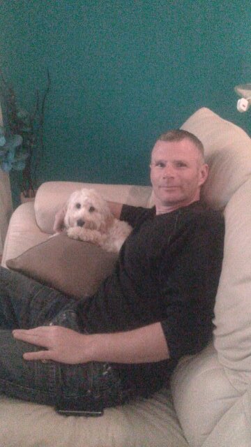 SimonCeolmor's profile picture. fisherman