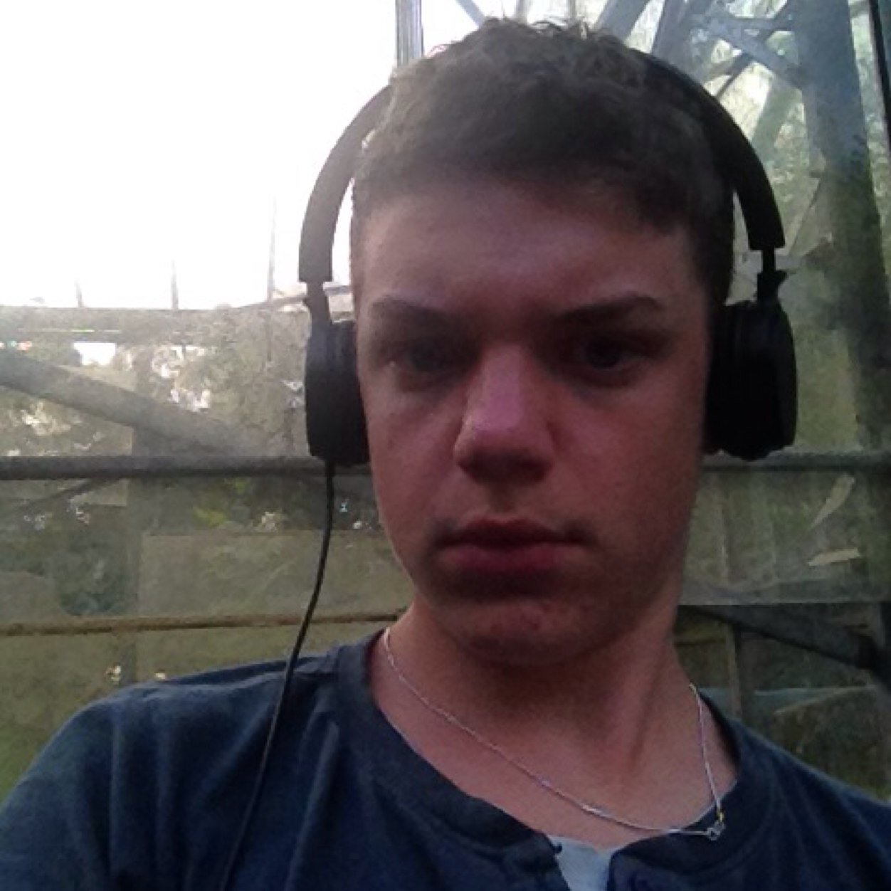 Gekkegozer/gamer/nolifer/zwemmen enz/single