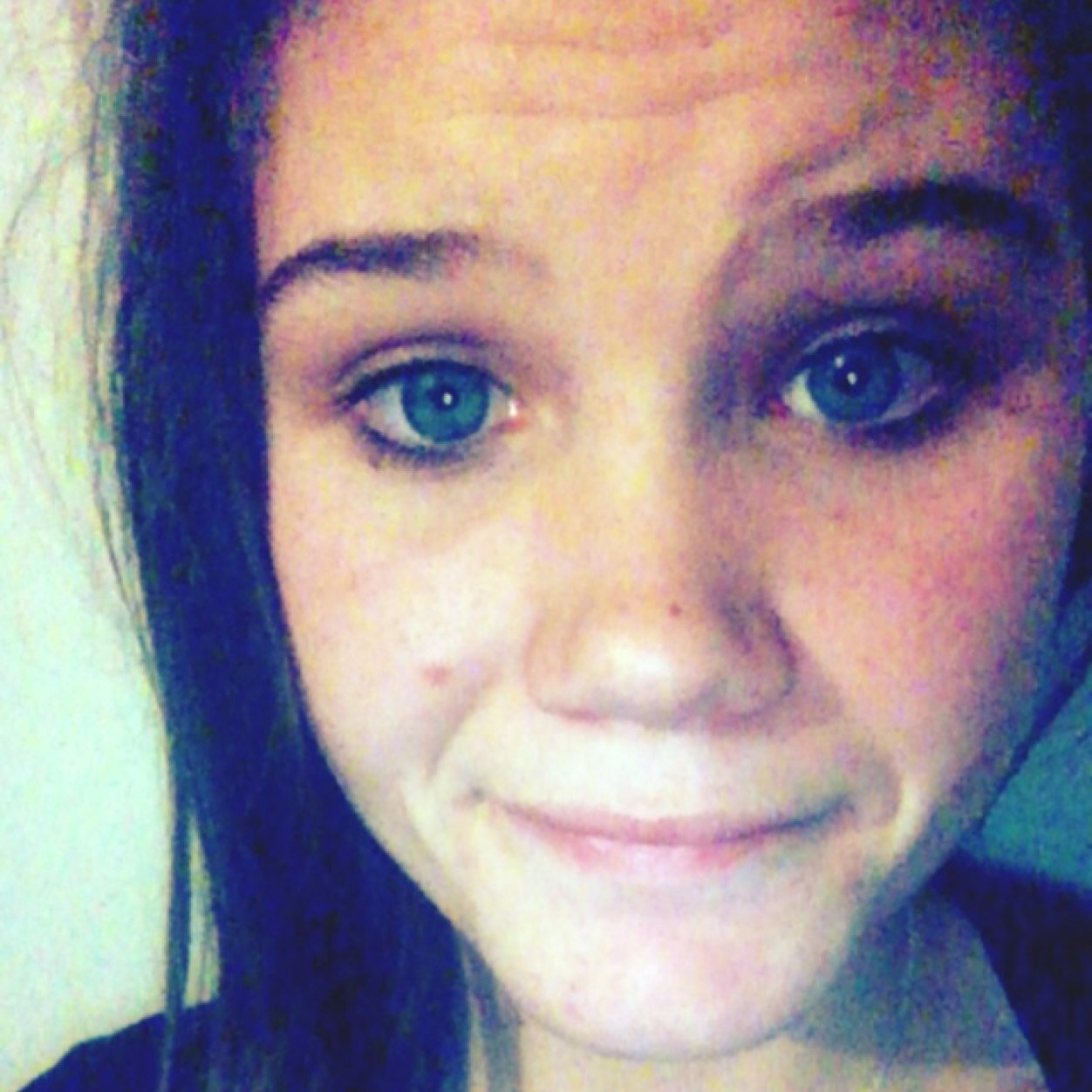I'm 17 years of age and i am currently single and the career i have chosen is.... AGED CARE :)