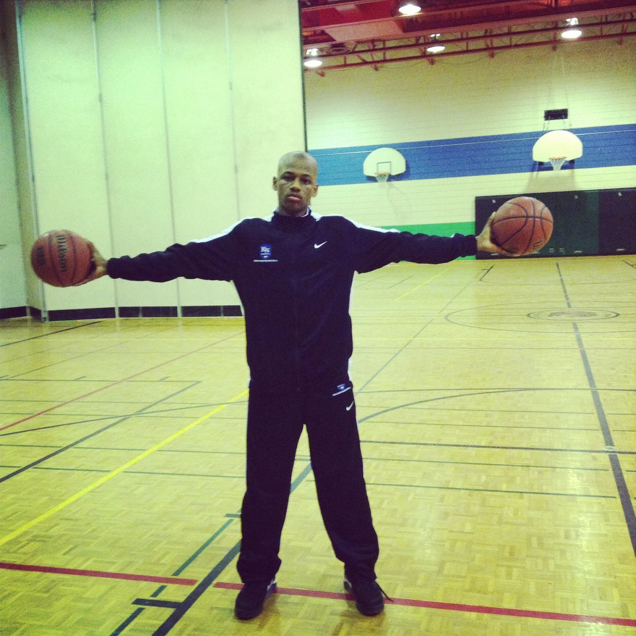Old account.. Follow my current :: @easymoneyzae