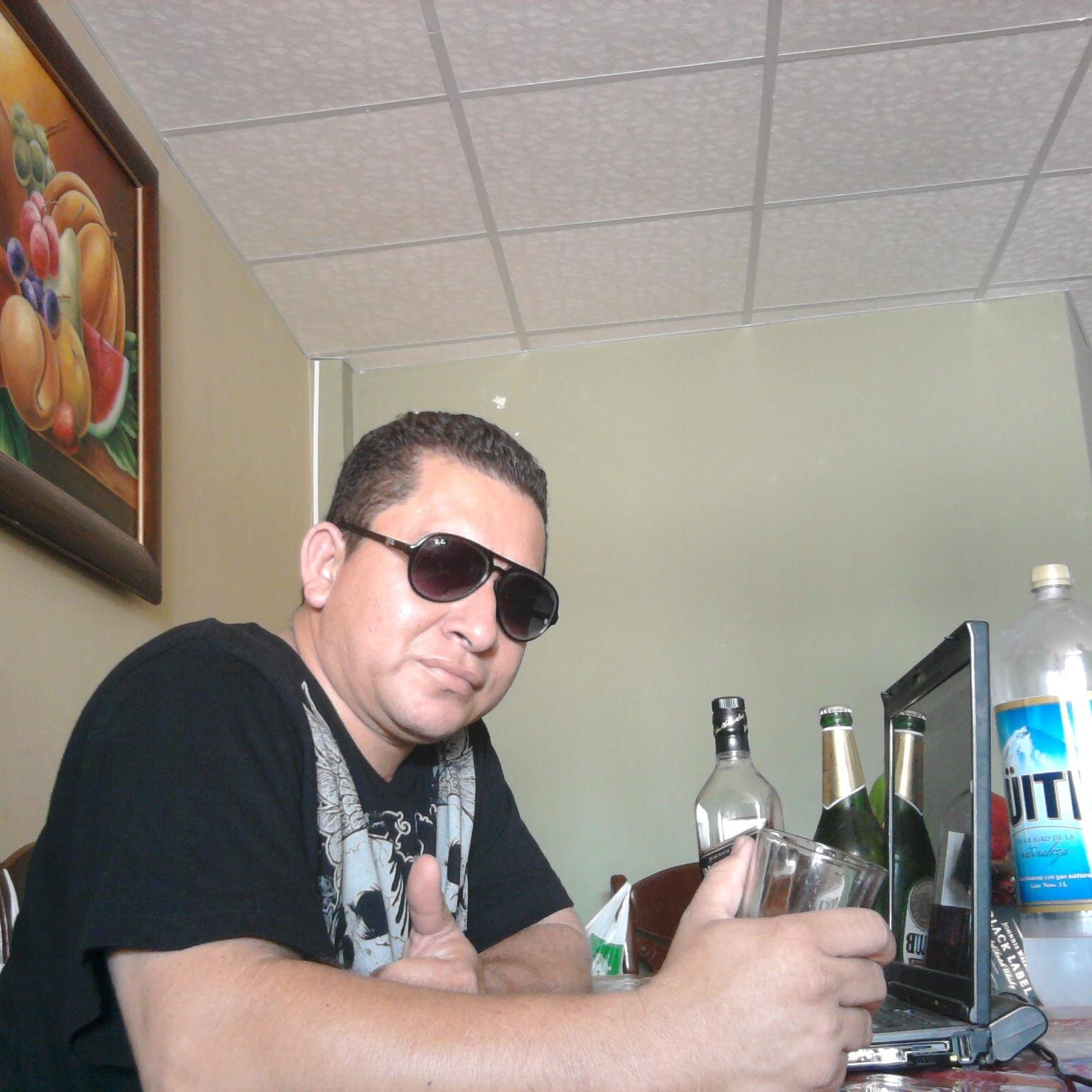 felix1973gomez's profile picture. quien no ha afrontado la adversidad no conoce su propia fuerza