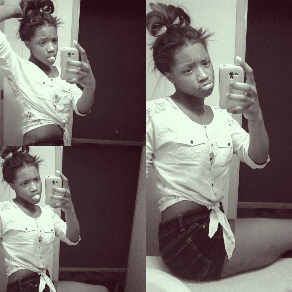 Heyy Yall  . Follow my Funny Half/Daughter . dont Lurk. just Press that Follow Button , ❤✌ . but im out love you FunnyHalf ♡