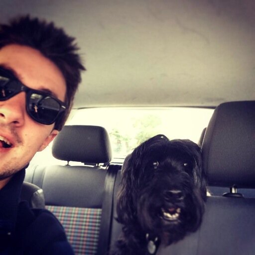 twgh32's profile picture. 