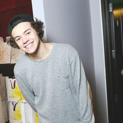 nothing.
| Harry; single, gay. |