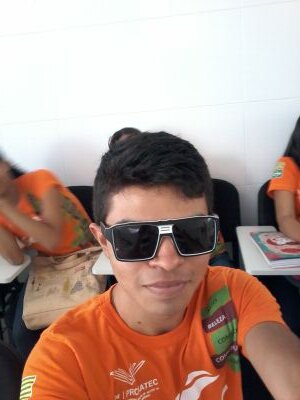 EduFame_TimBETA's profile picture. Me segue que eu sigo e retweeto!!