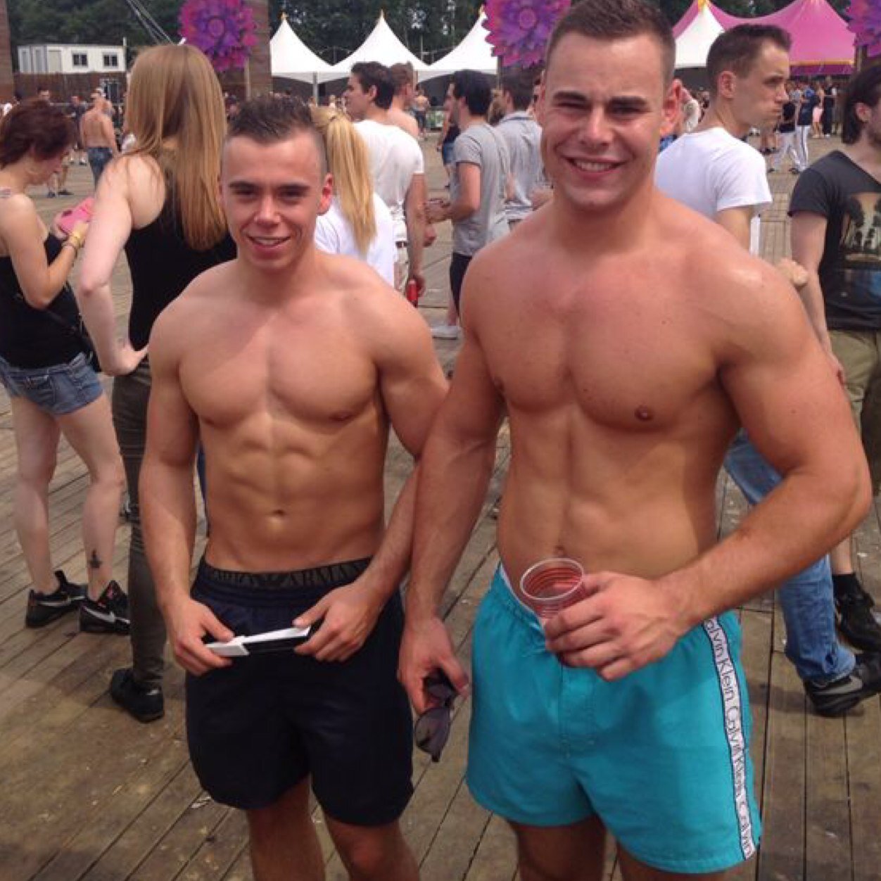 bakpoep's profile picture. Obsession is a word used by the lazy to describe the dedicated.