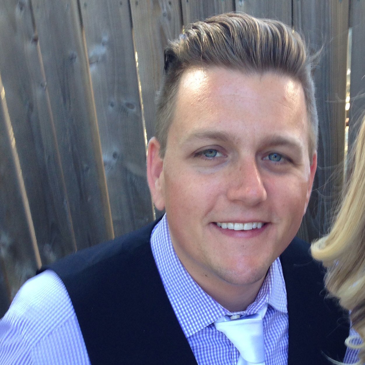 People Person. Proud Husband + Father. Worships in the church of #community & #good. co-founder @leslievillera